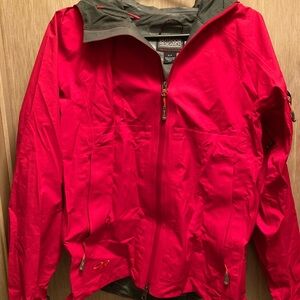 Outdoor Research Women’s Aspire Raincoat